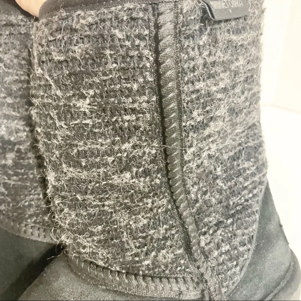 Minnetonka Suede Upper Wool Blend Sheepskin Lining Boot with Woven Top Size 6